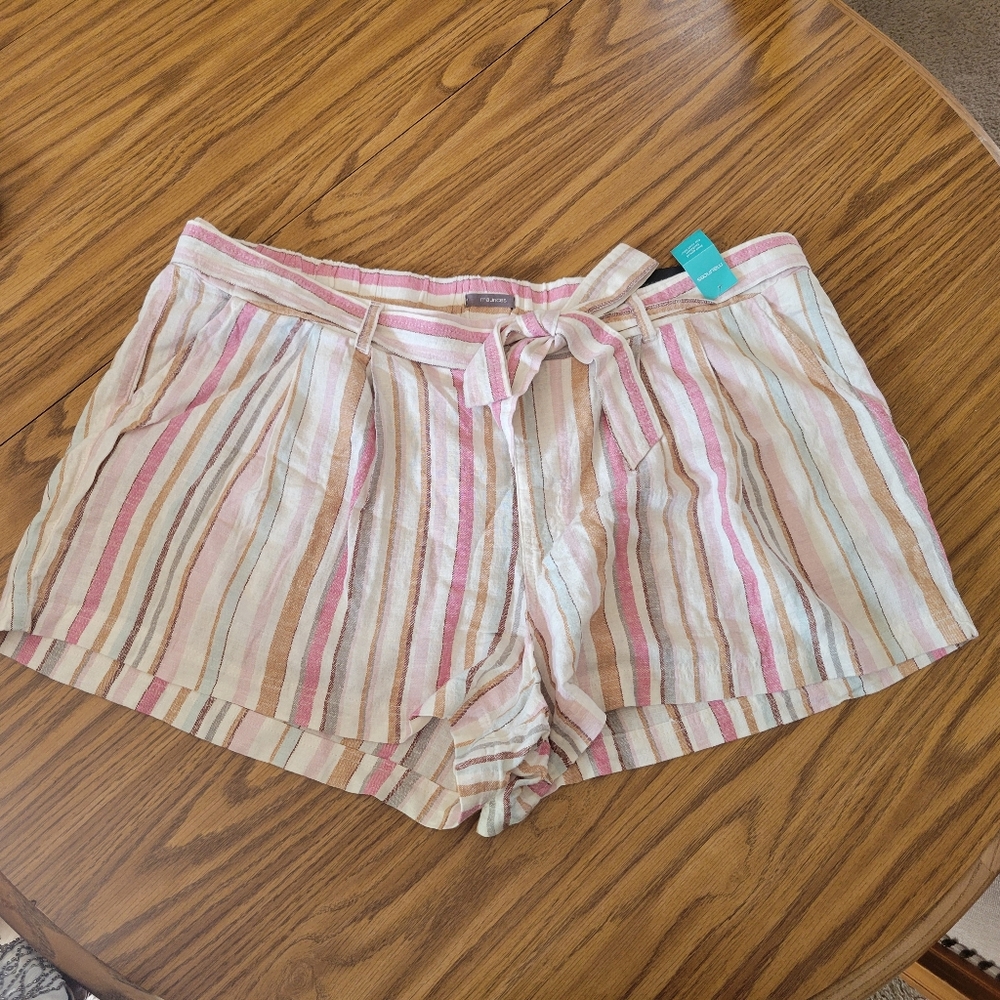 Brand new with tags Maurices 2XL shorts